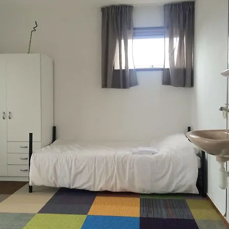 The Budget Hotel Hazerswoude-Rijndijk